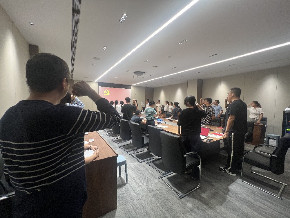 知制度、重執行，模范推動知行合一